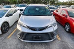 2025 Toyota Sienna Platinum