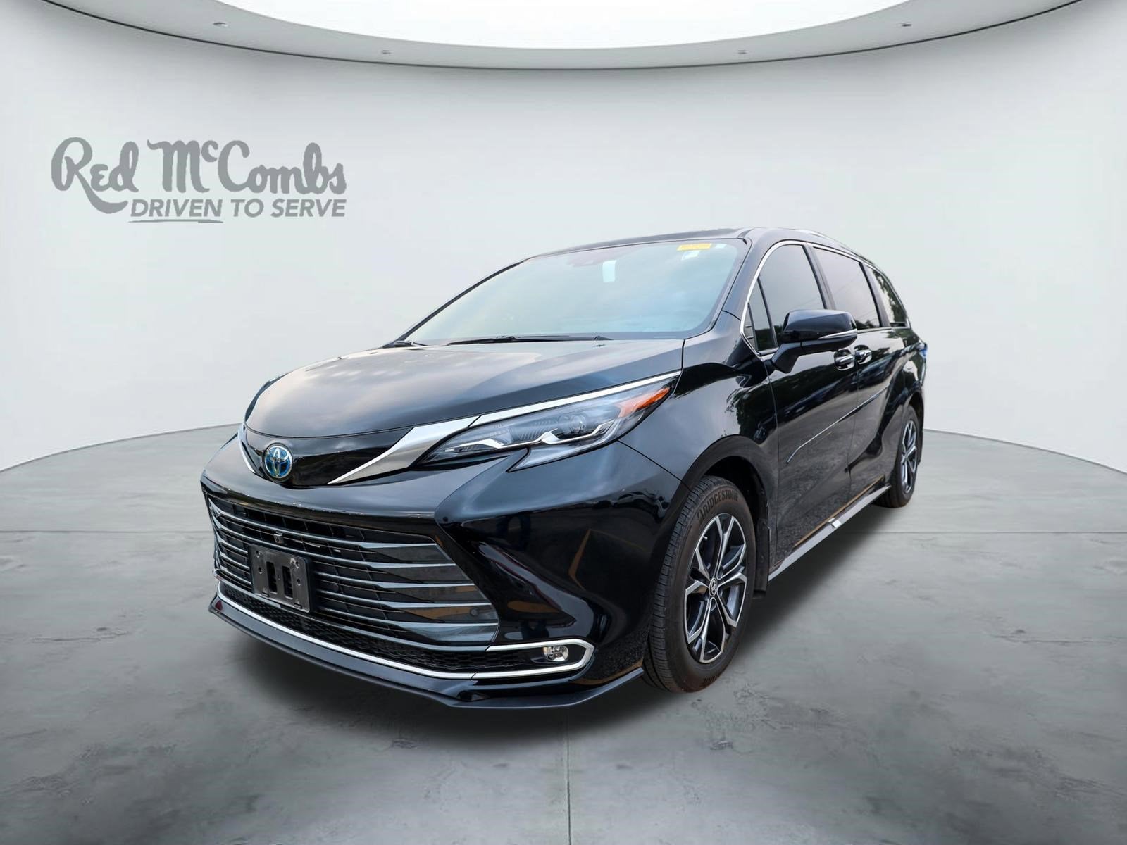 2025 Toyota Sienna Platinum