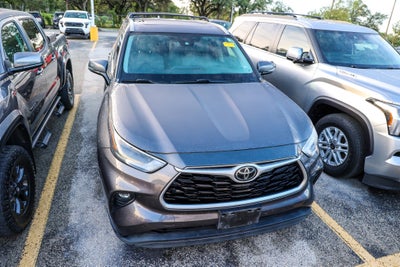 2021 Toyota HIGHLANDER XLE