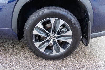 2026 Toyota Highlander Hybrid Hybrid XLE