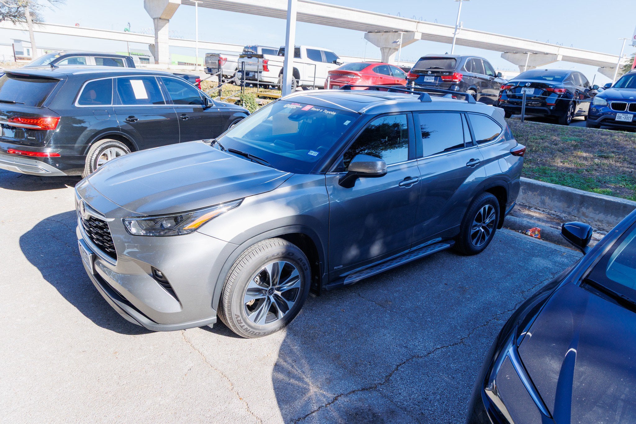 2025 Toyota HIGHLANDER HEV Hybrid XLE