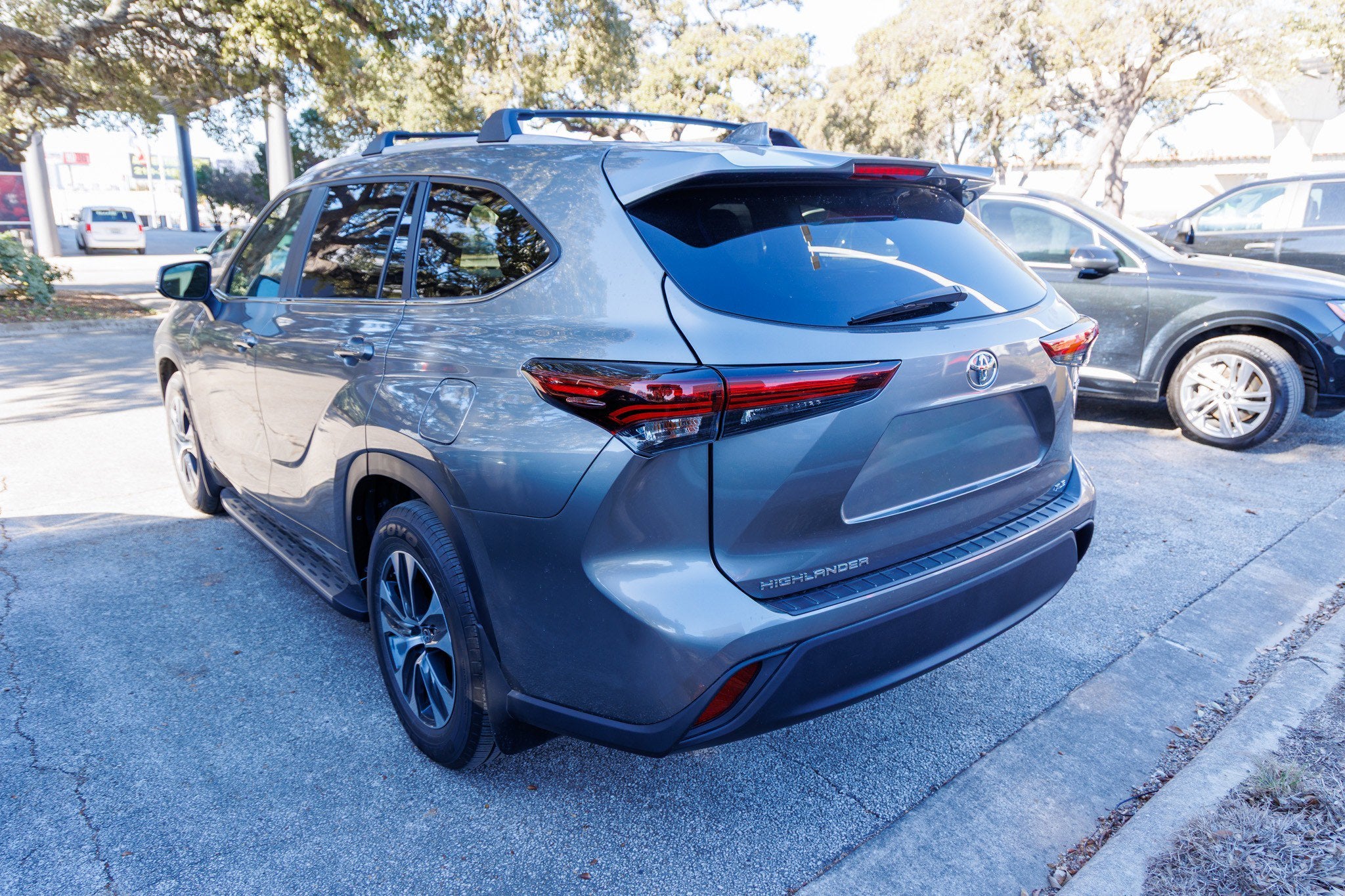 2025 Toyota HIGHLANDER HEV Hybrid XLE