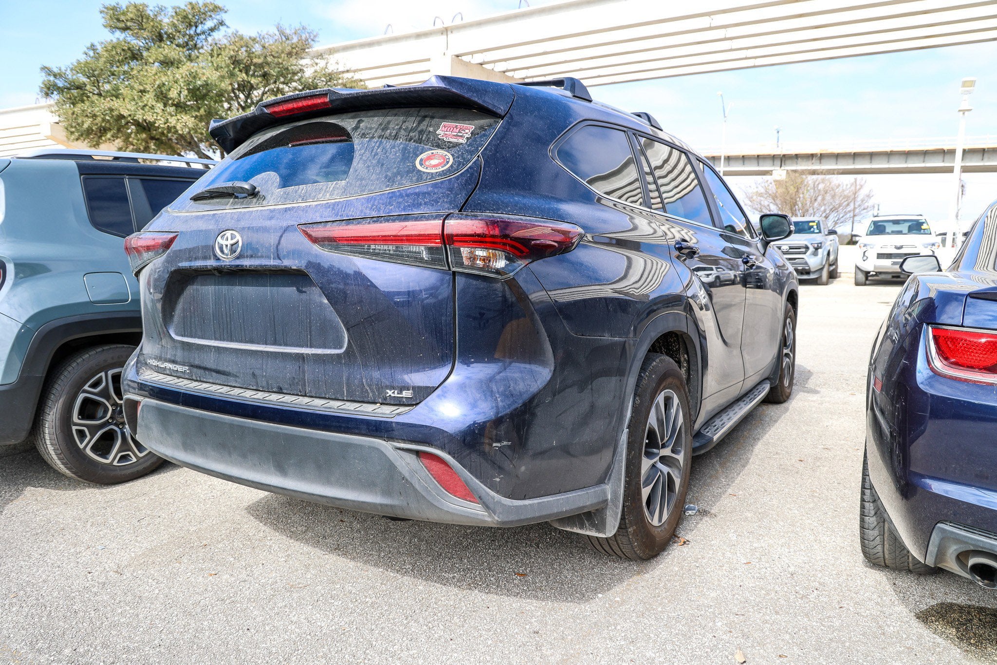 2025 Toyota HIGHLANDER XLE