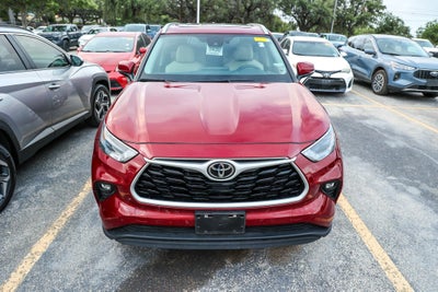 2023 Toyota Highlander XLE