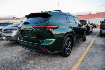 2024 Toyota Highlander XLE
