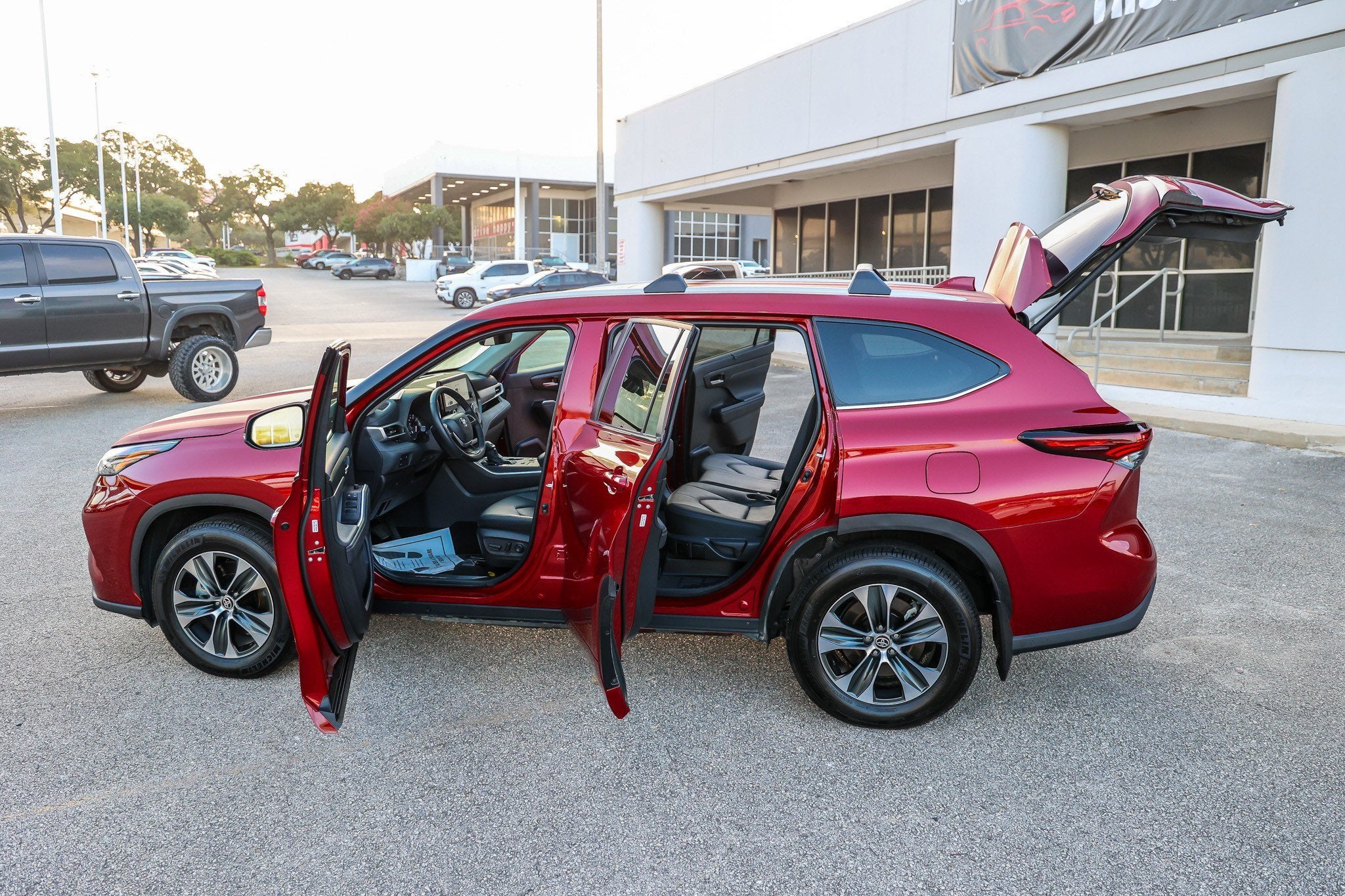 2026 Toyota Highlander XLE