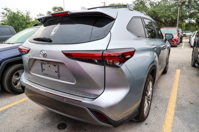 2025 Toyota Highlander Platinum