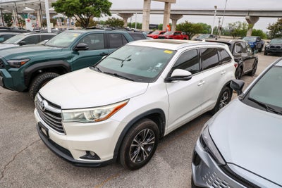 2016 Toyota HIGHLANDER XLE