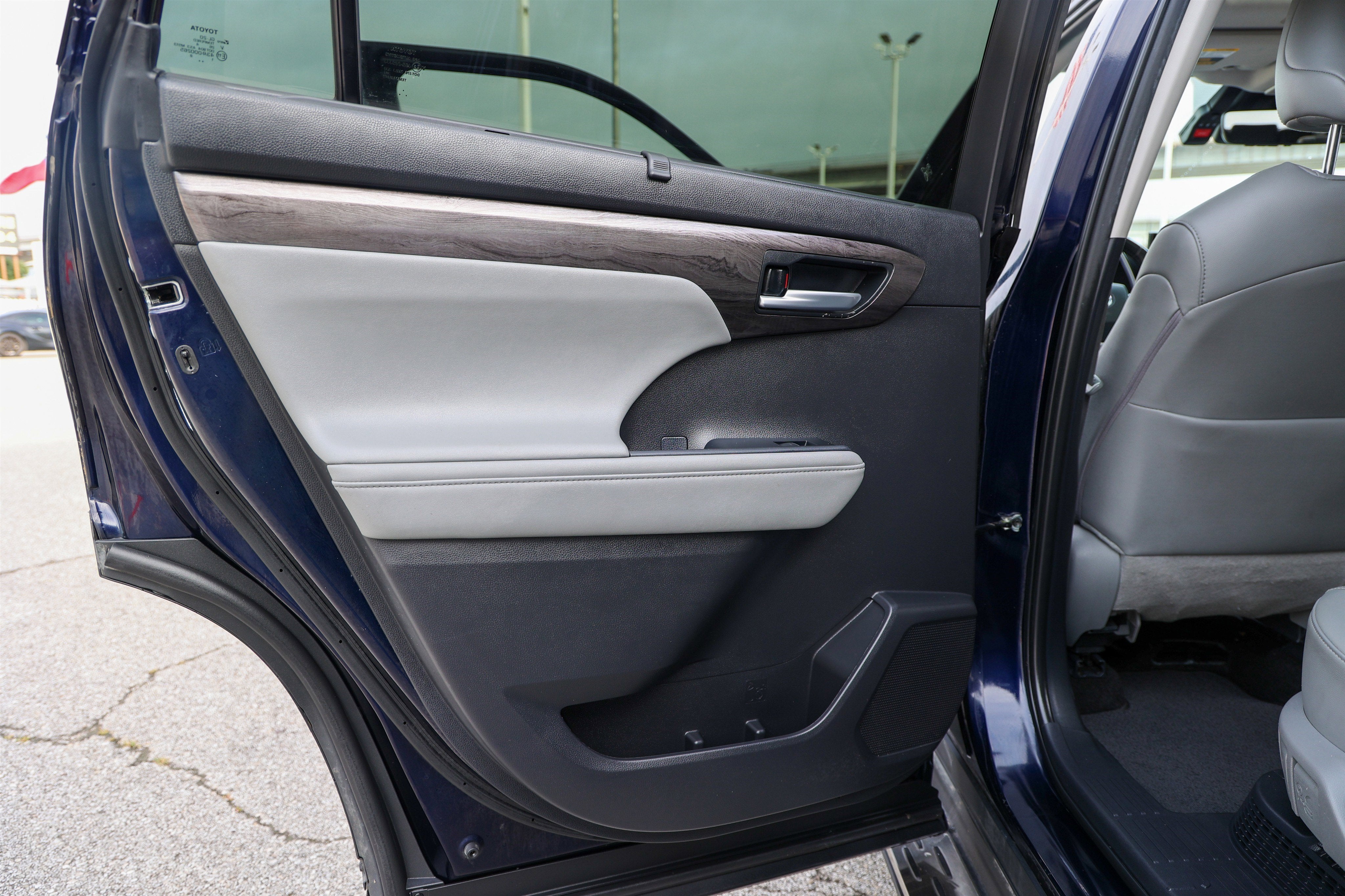 2024 Toyota Highlander Hybrid Hybrid Limited