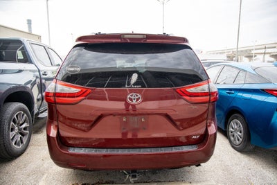 2018 Toyota SIENNA XLE PREM Limited