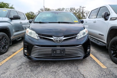 2019 Toyota SIENNA XLE 3.5L XLE