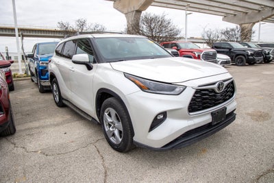 2021 Toyota HIGHLANDER LE