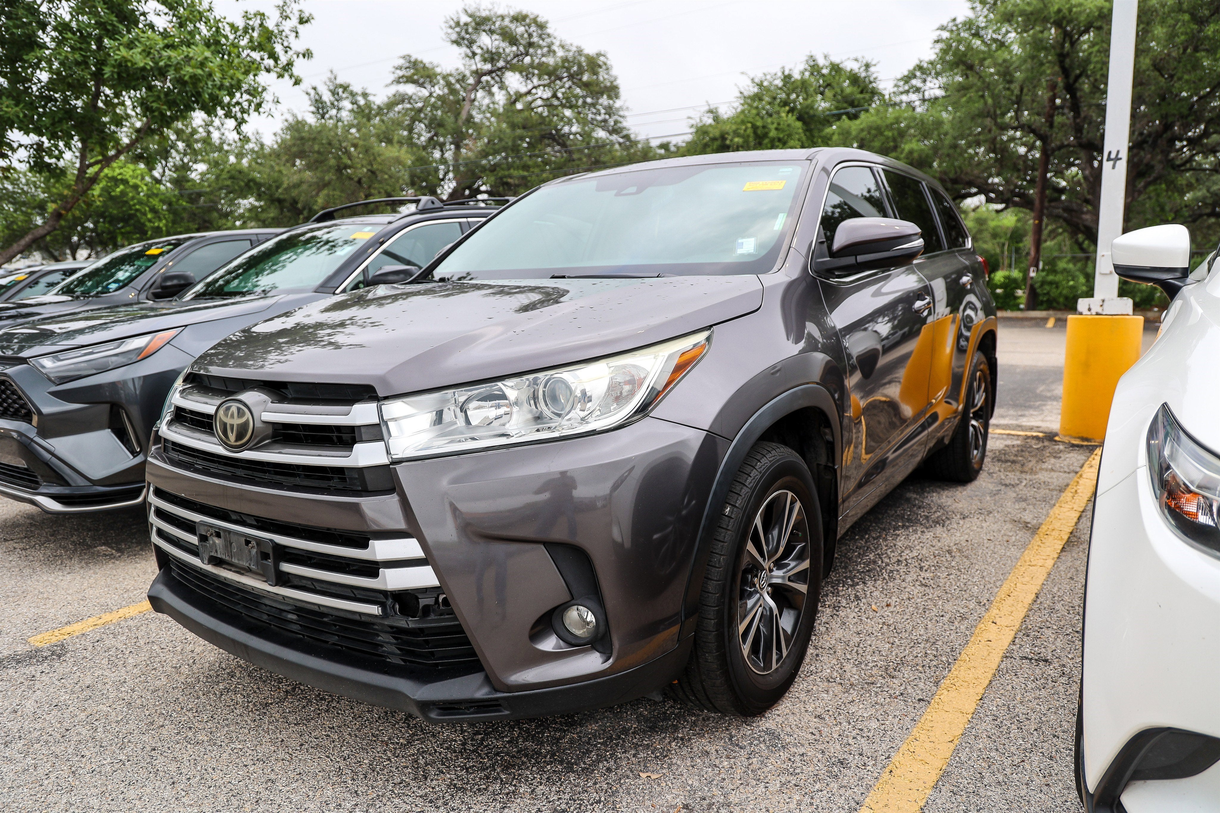 2018 Toyota Highlander LE