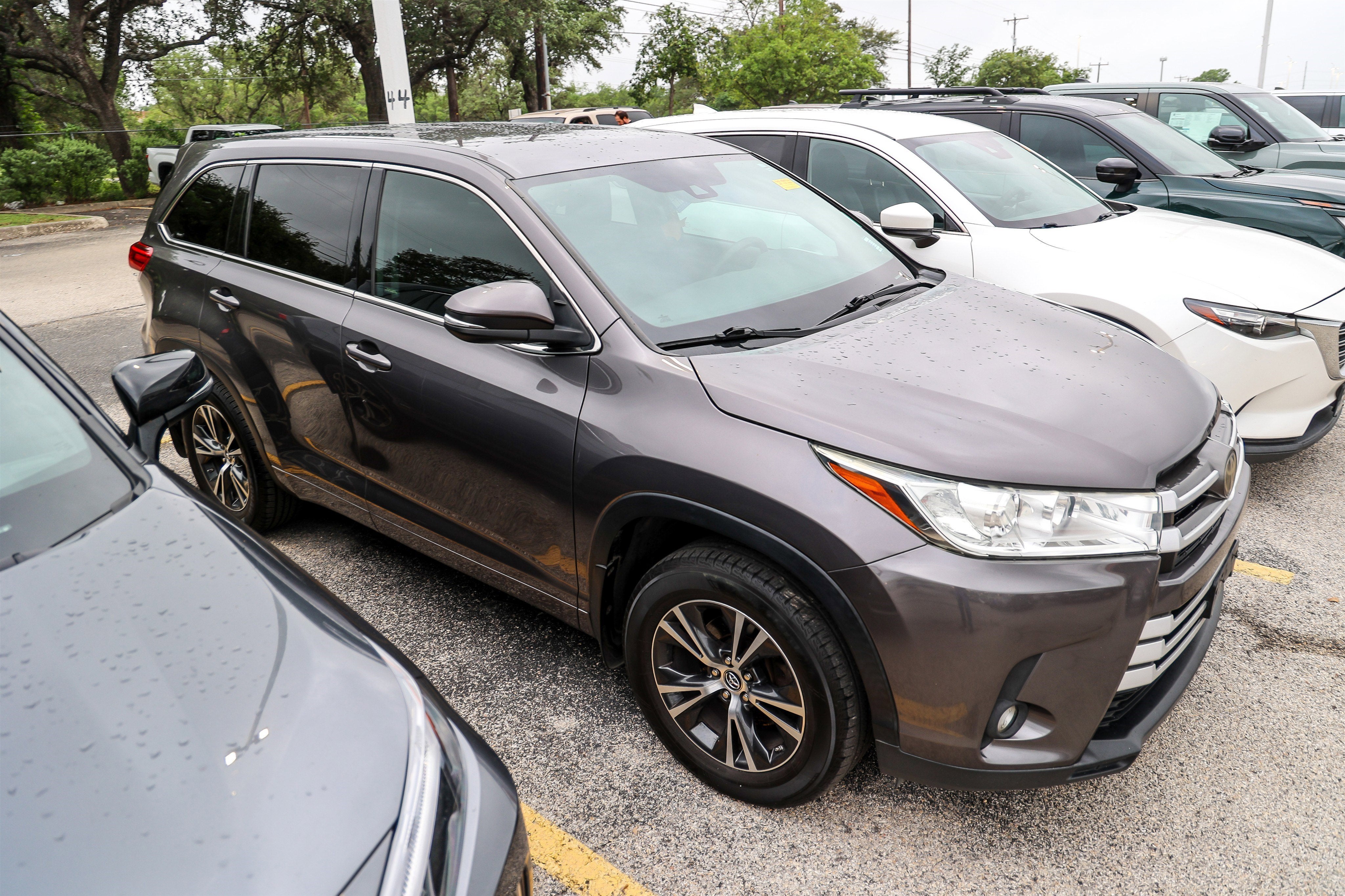 2018 Toyota Highlander LE