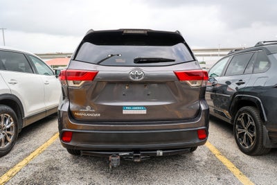 2018 Toyota Highlander LE