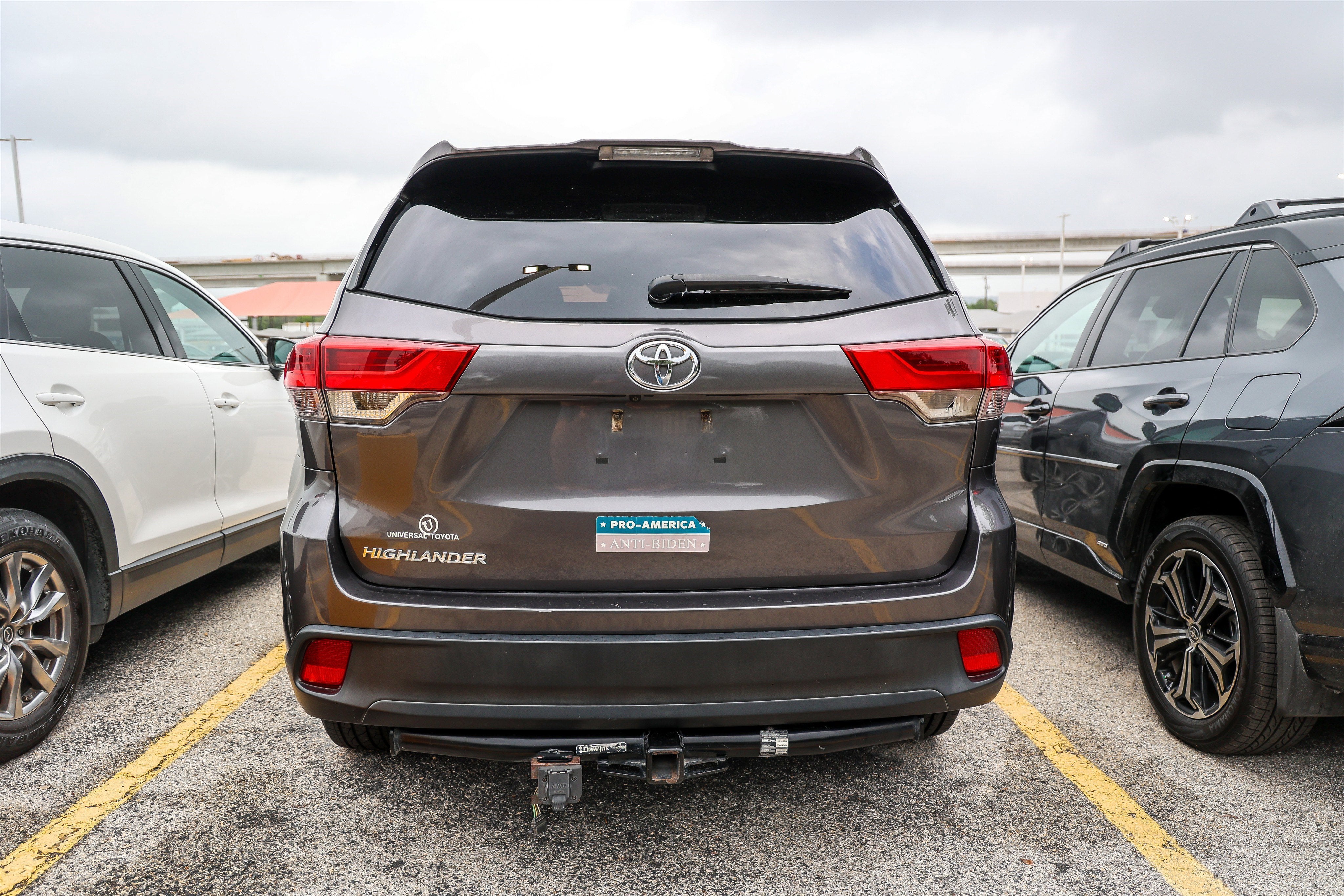 2018 Toyota Highlander LE