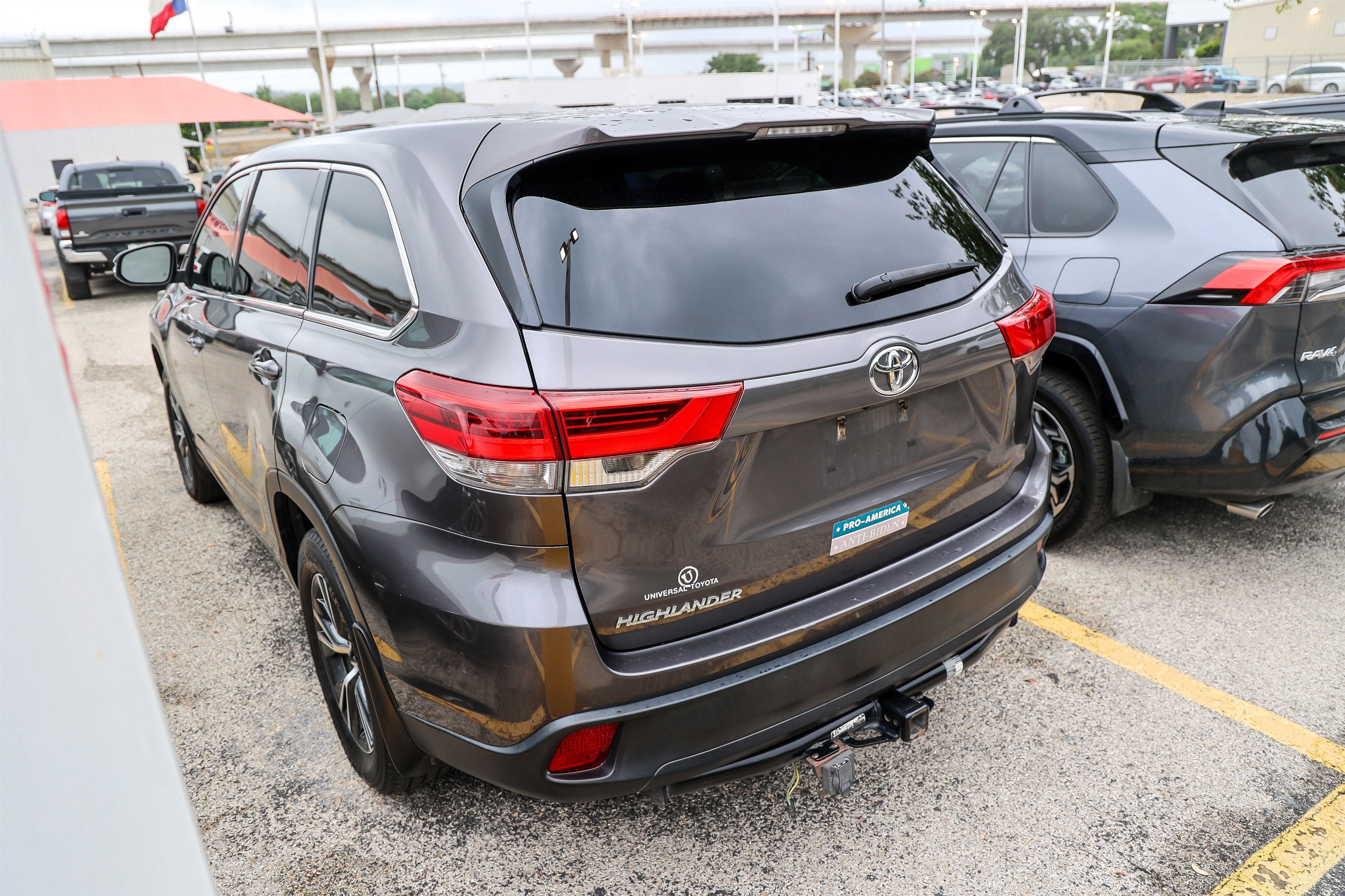 2018 Toyota Highlander LE