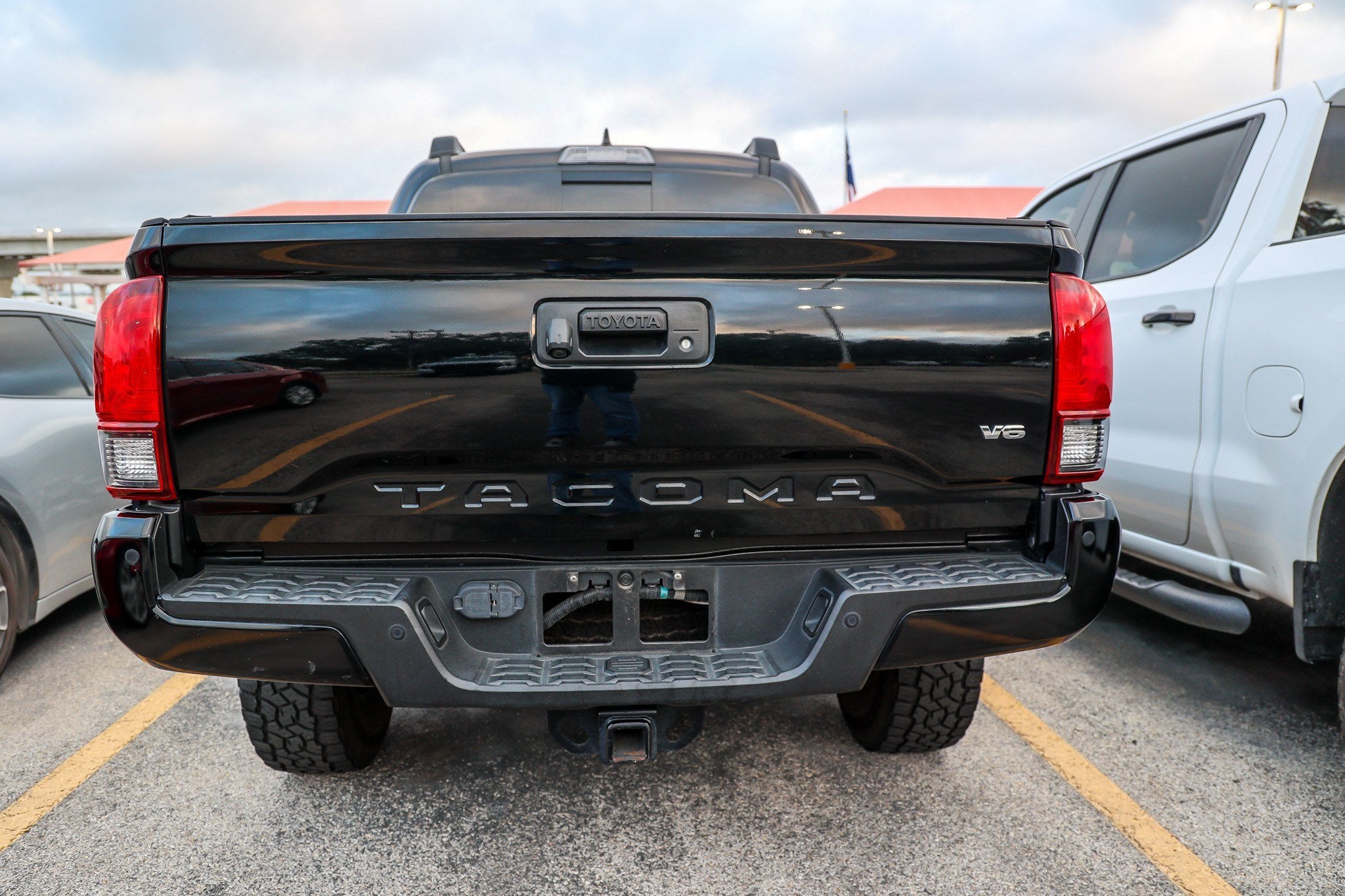 2018 Toyota TACOMA 4WD DCAB SR