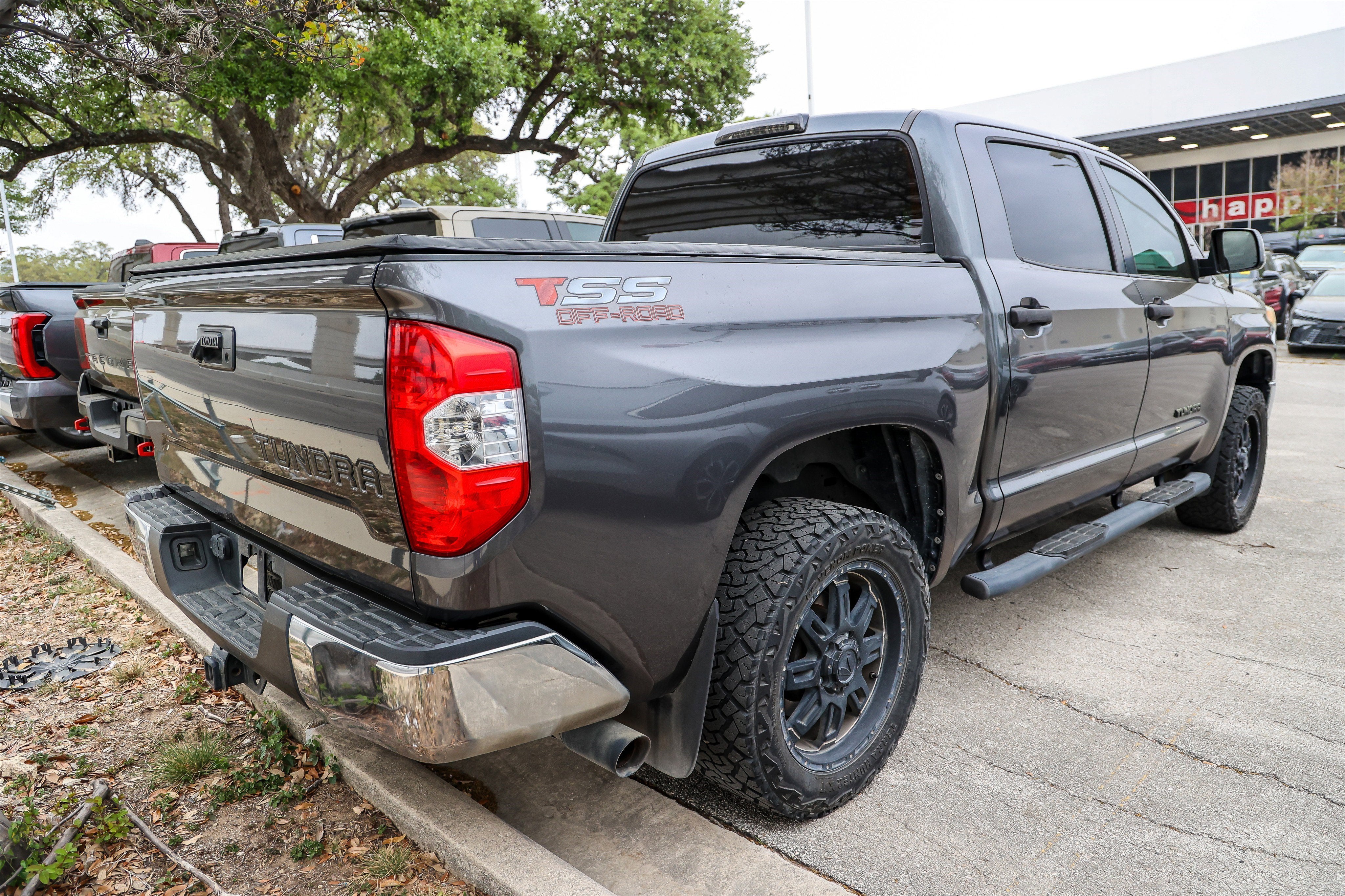 2014 Toyota Tundra 2WD Truck SR5