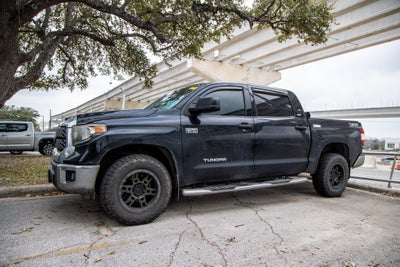 2020 Toyota TUNDRA 4X2 SR5