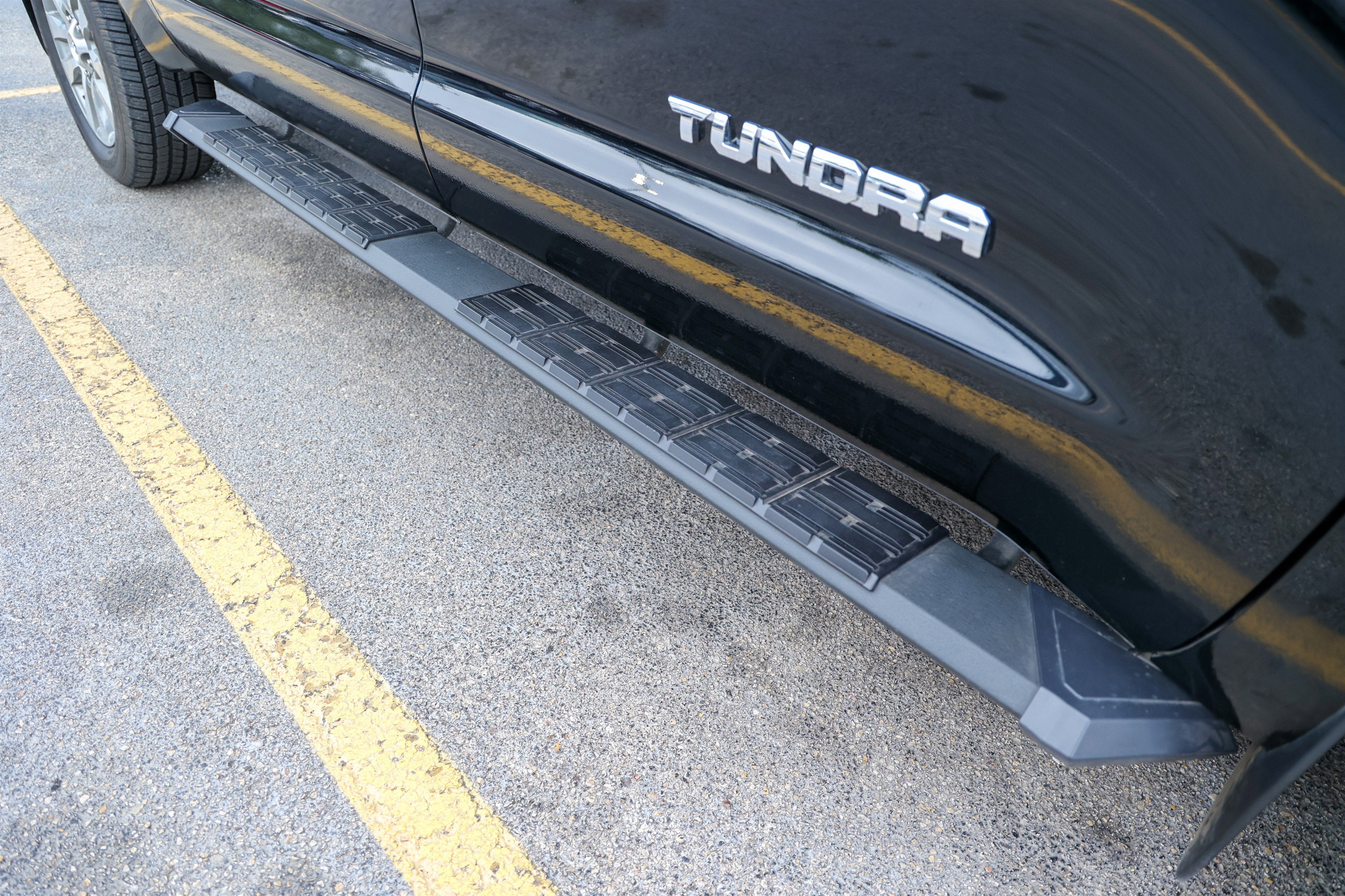 2017 Toyota TUNDRA 4X2 Limited