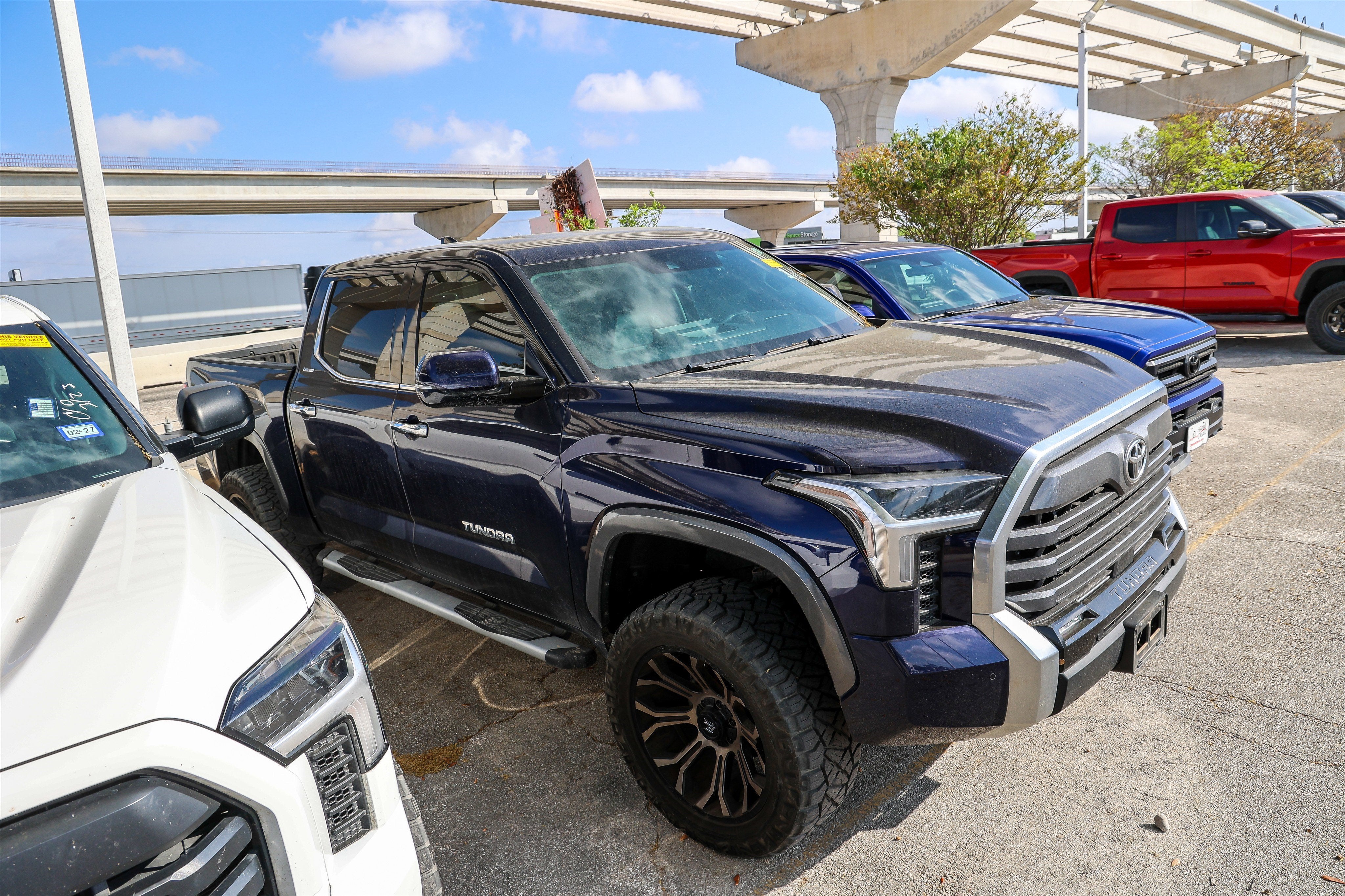 2023 Toyota TUNDRA 4X4 Limited