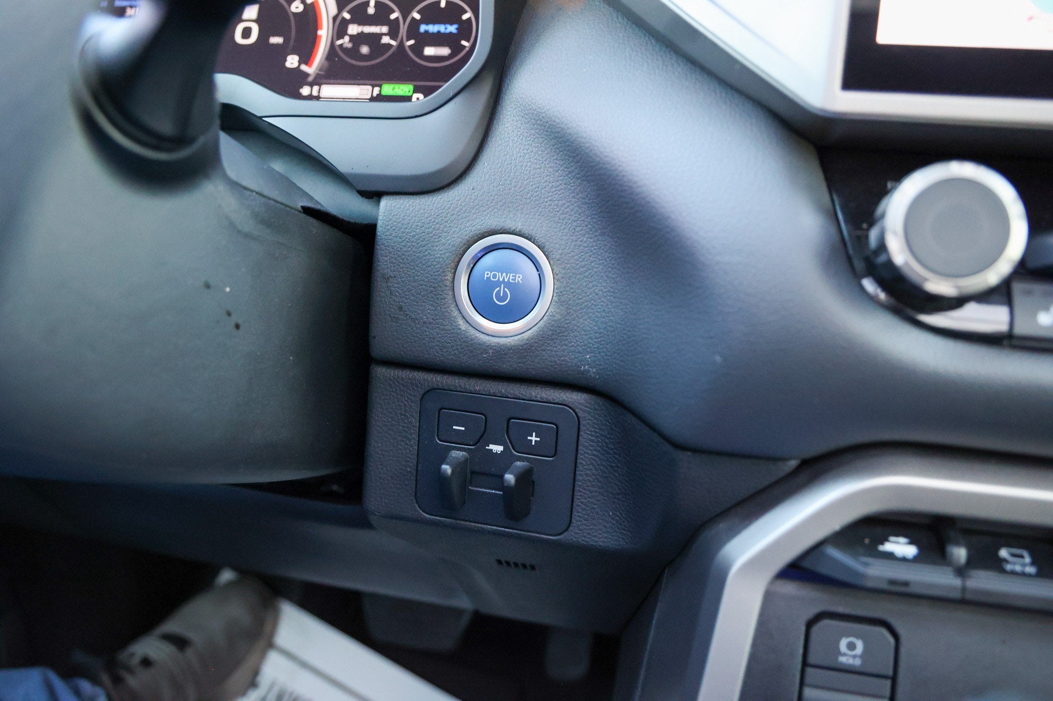 2023 Toyota Tundra i-FORCE MAX Limited Hybrid