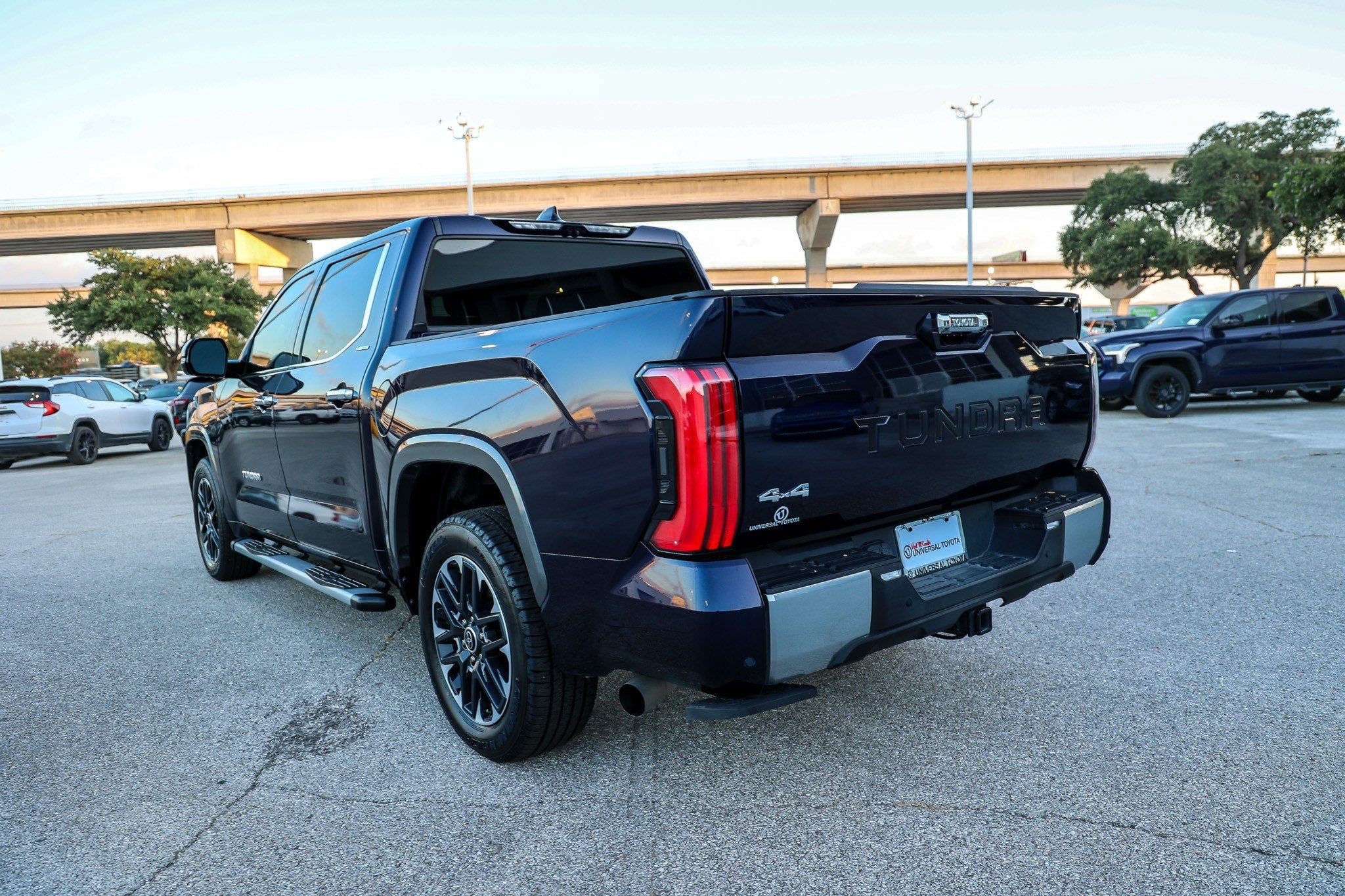 2023 Toyota Tundra i-FORCE MAX Limited Hybrid