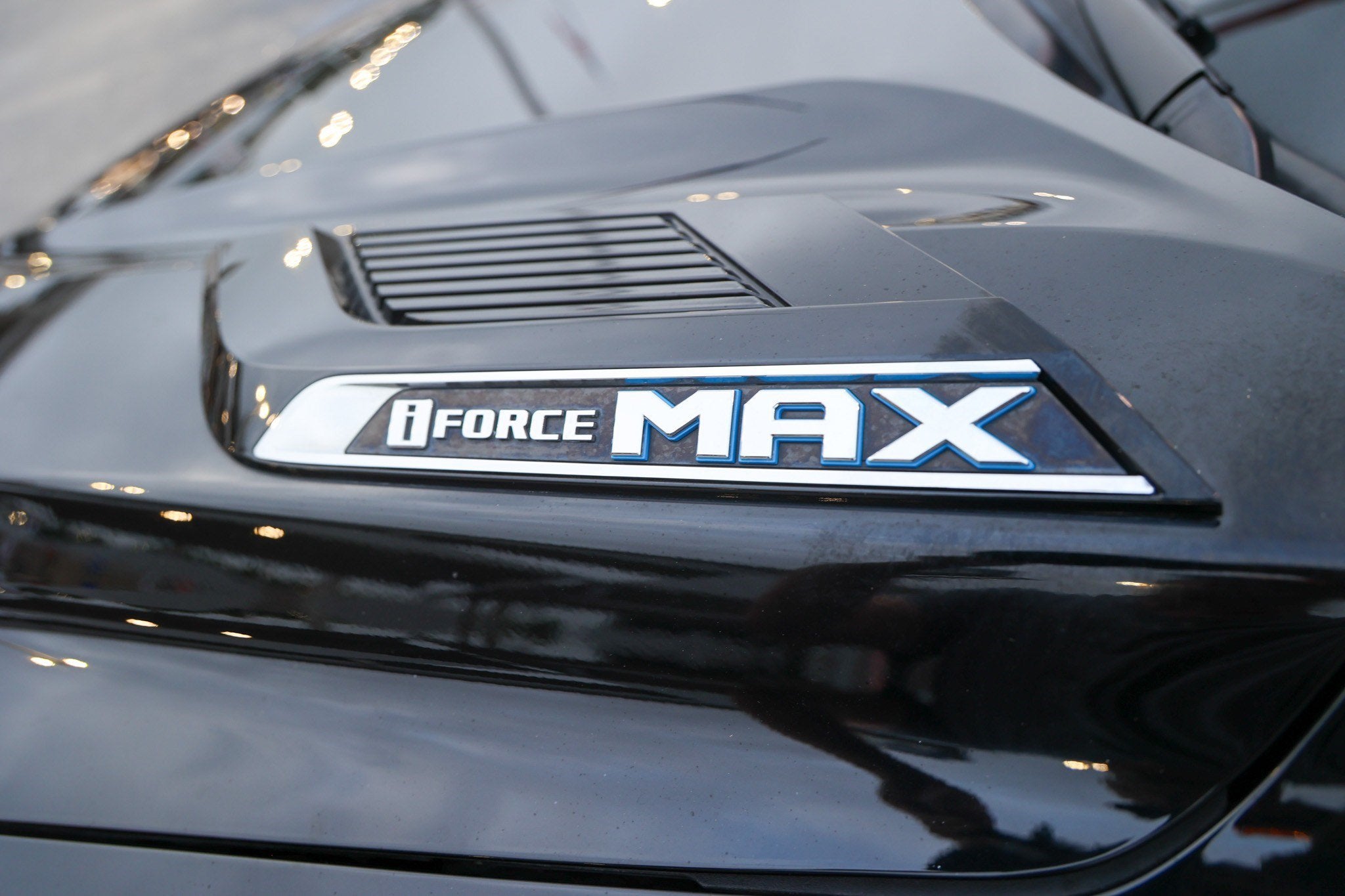2024 Toyota Tundra i-FORCE MAX Limited Hybrid