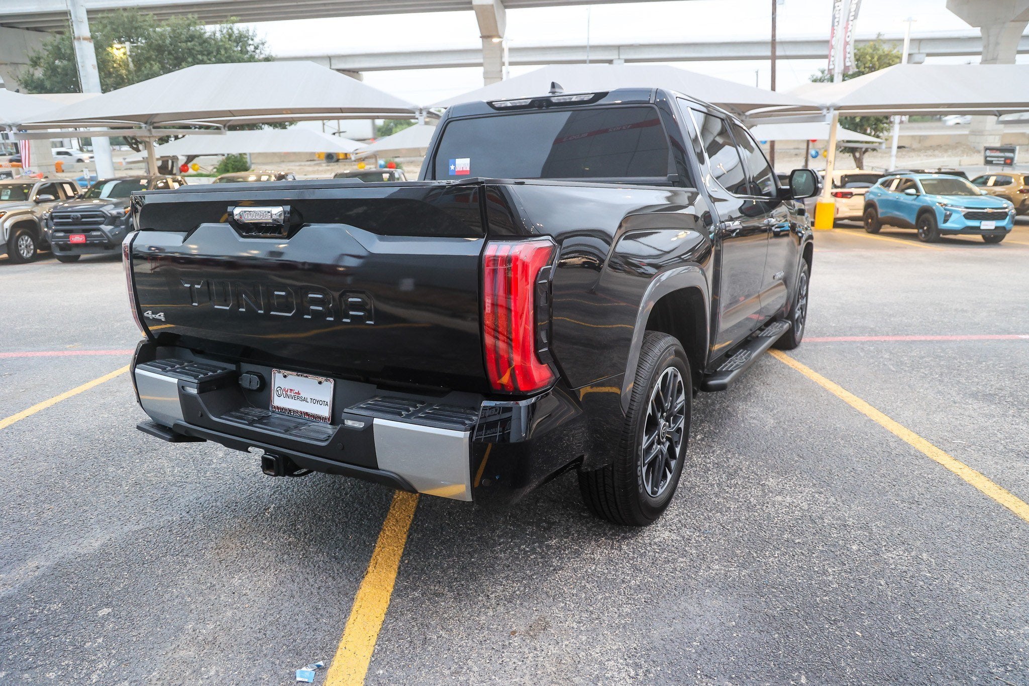 2024 Toyota Tundra i-FORCE MAX Limited Hybrid