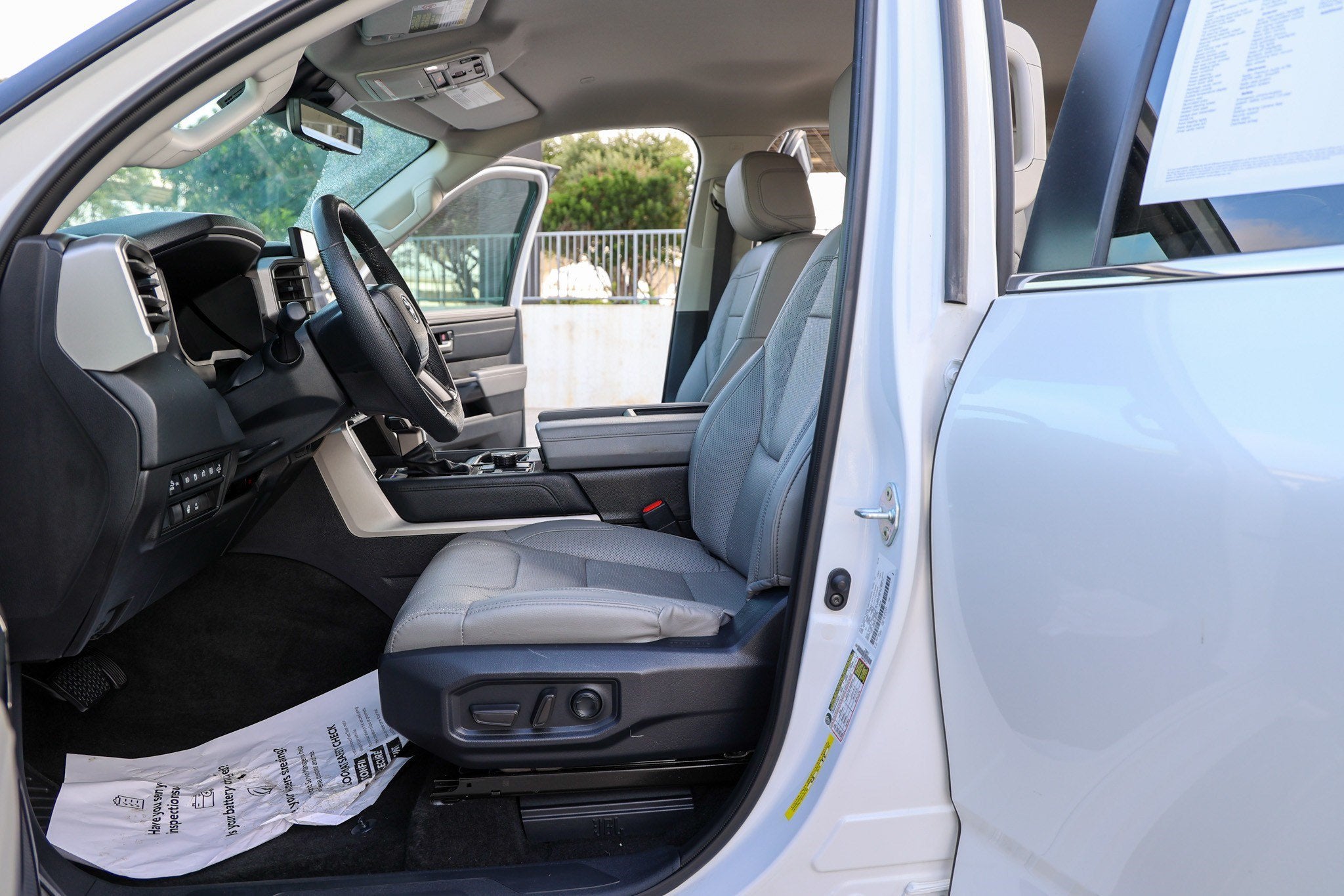 2024 Toyota Tundra i-FORCE MAX Limited Hybrid