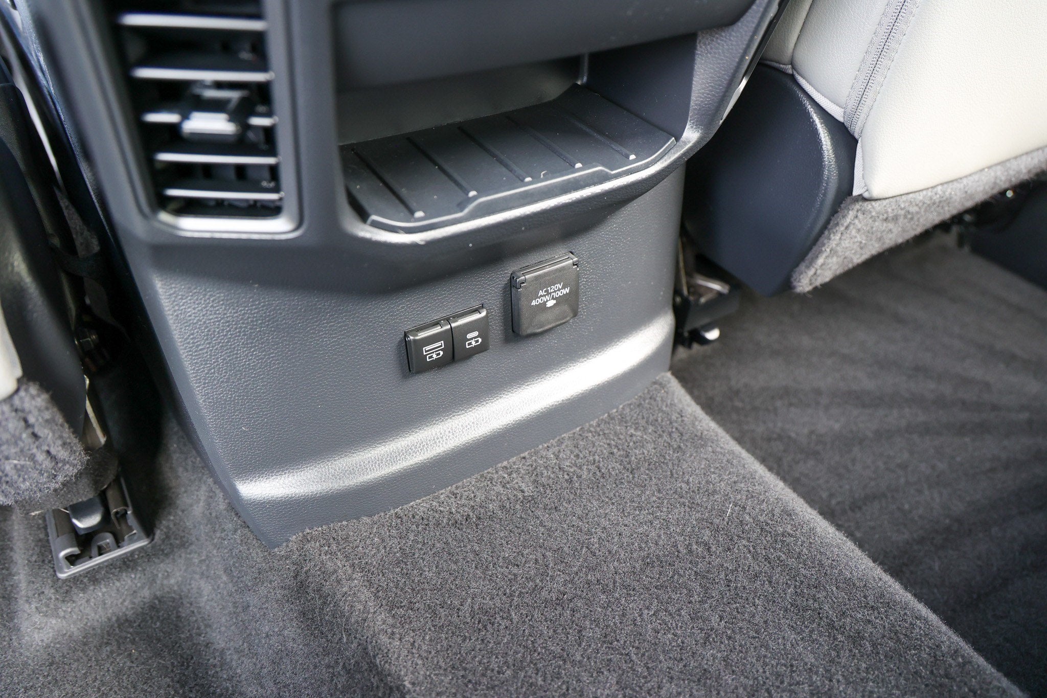 2024 Toyota Tundra i-FORCE MAX Limited Hybrid
