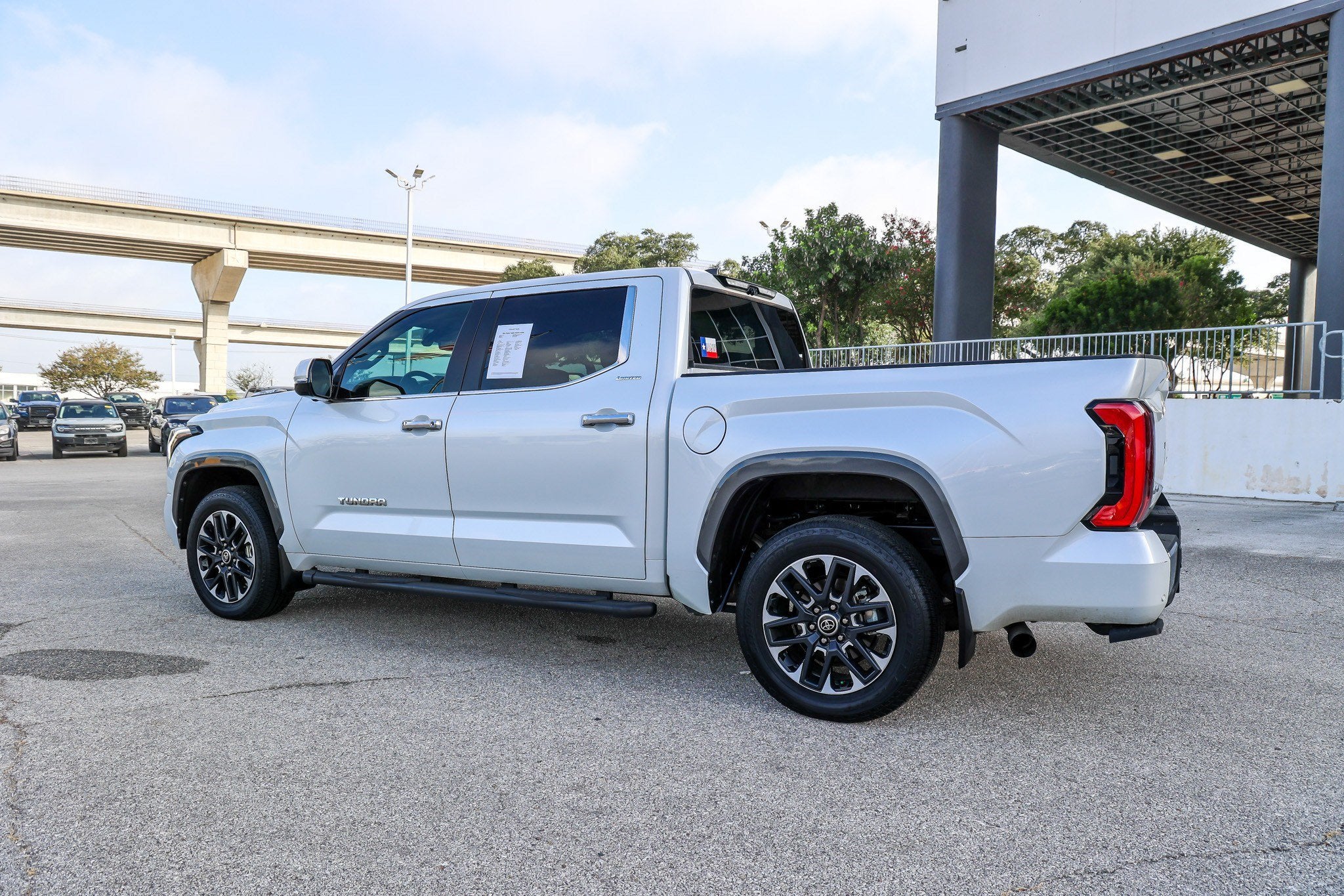 2024 Toyota Tundra i-FORCE MAX Limited Hybrid