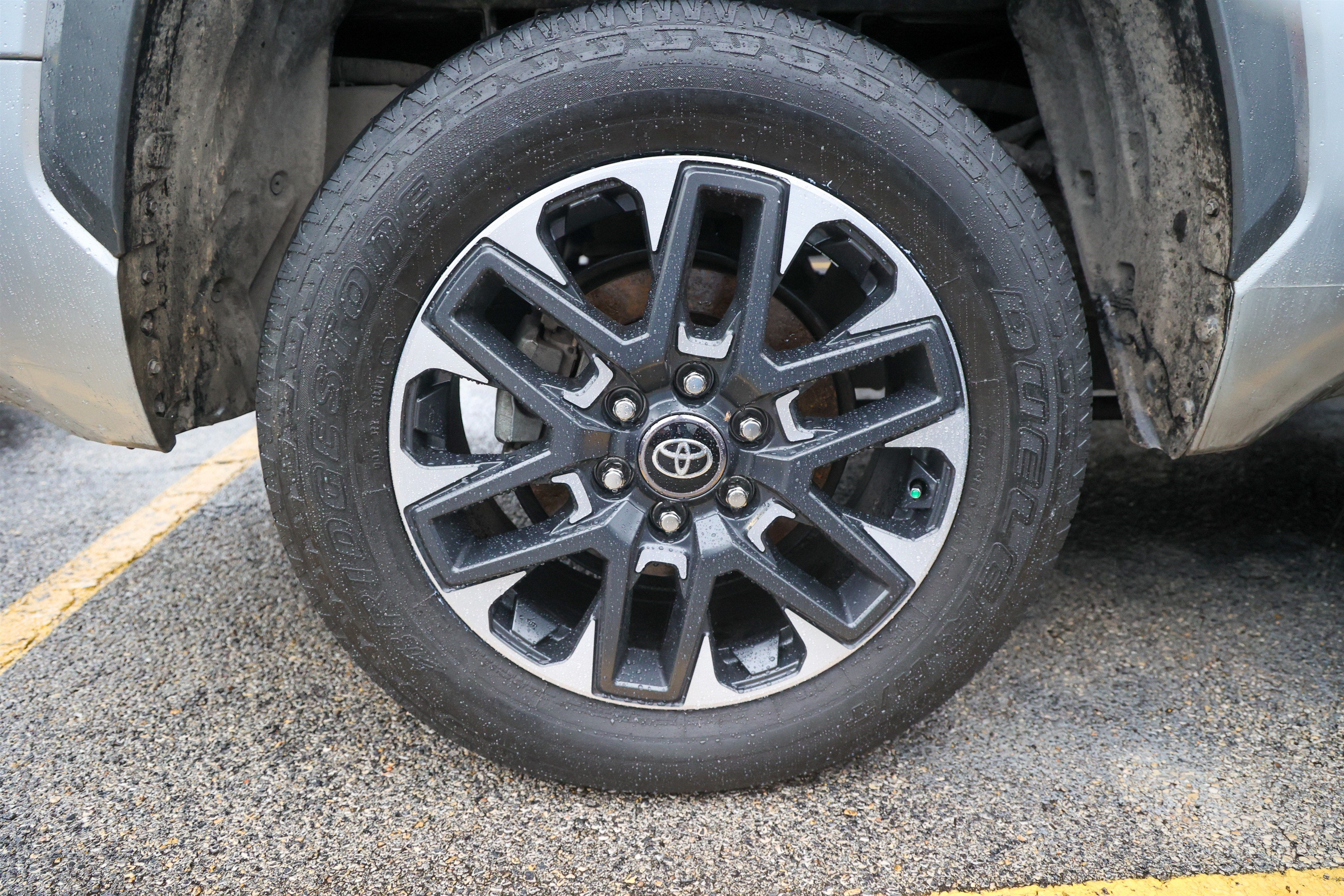 2022 Toyota Tundra i-FORCE MAX Limited Hybrid