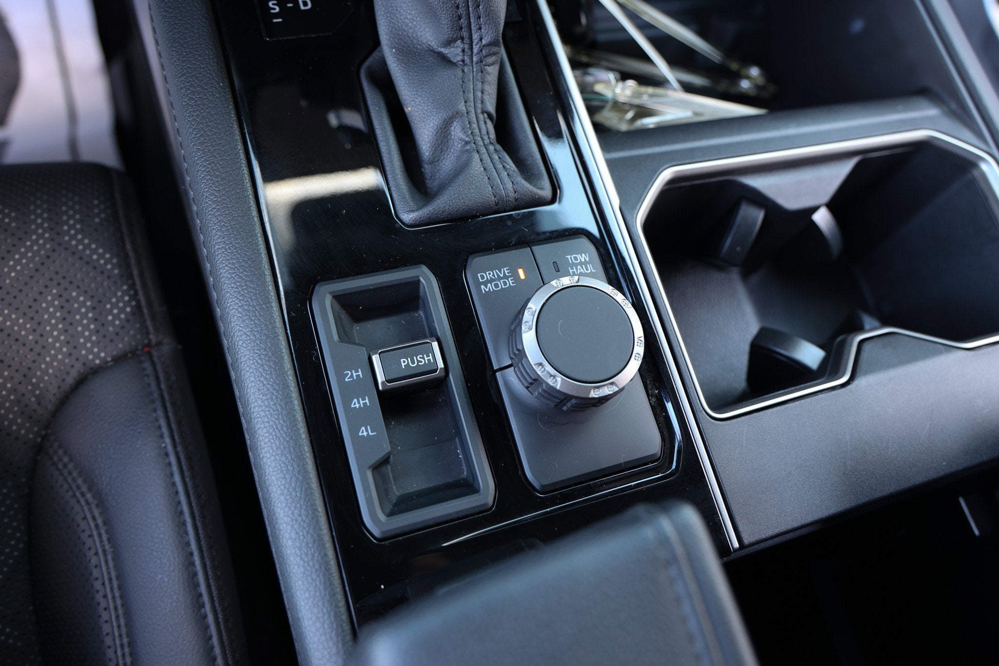 2025 Toyota TUNDRA HV 4X4 Limited Hybrid