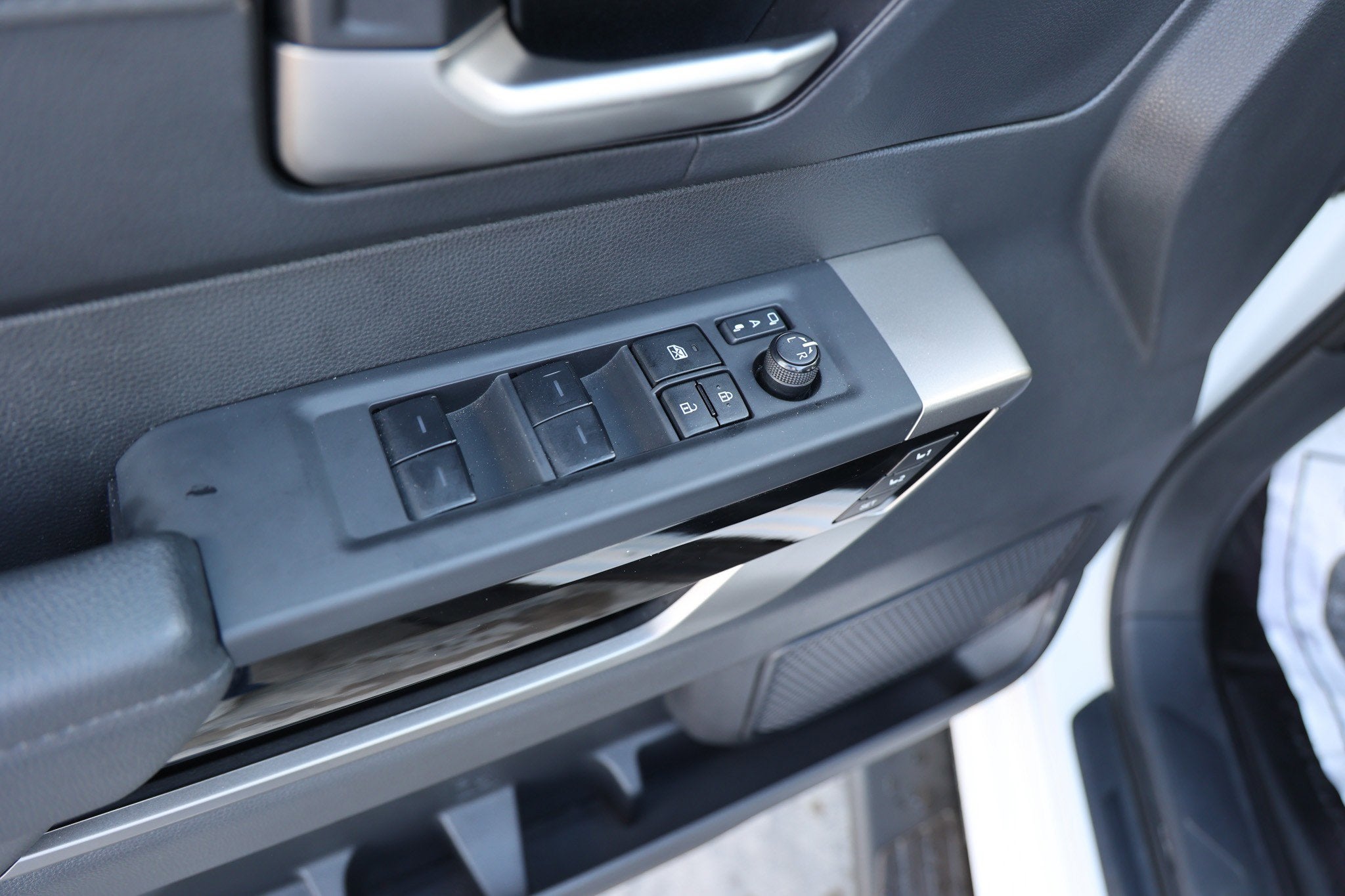 2025 Toyota TUNDRA HV 4X4 Limited Hybrid