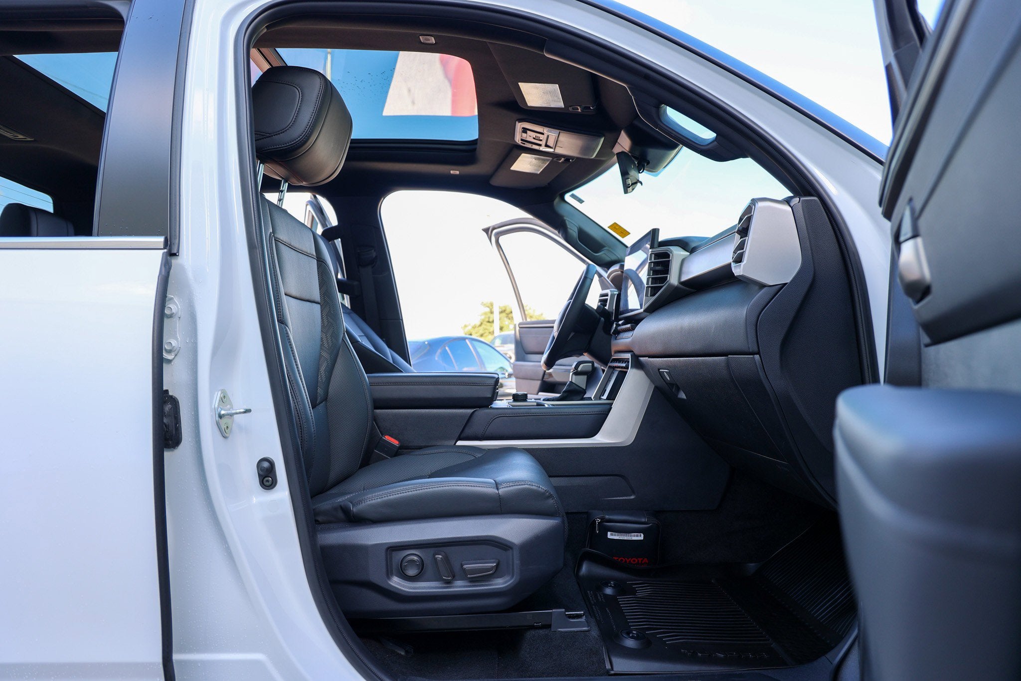 2025 Toyota TUNDRA HV 4X4 Limited Hybrid