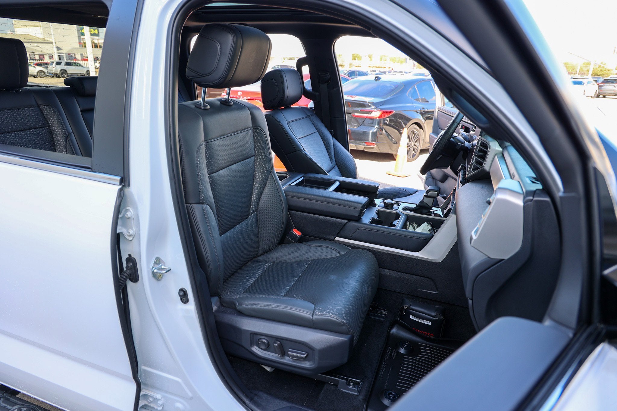 2025 Toyota TUNDRA HV 4X4 Limited Hybrid