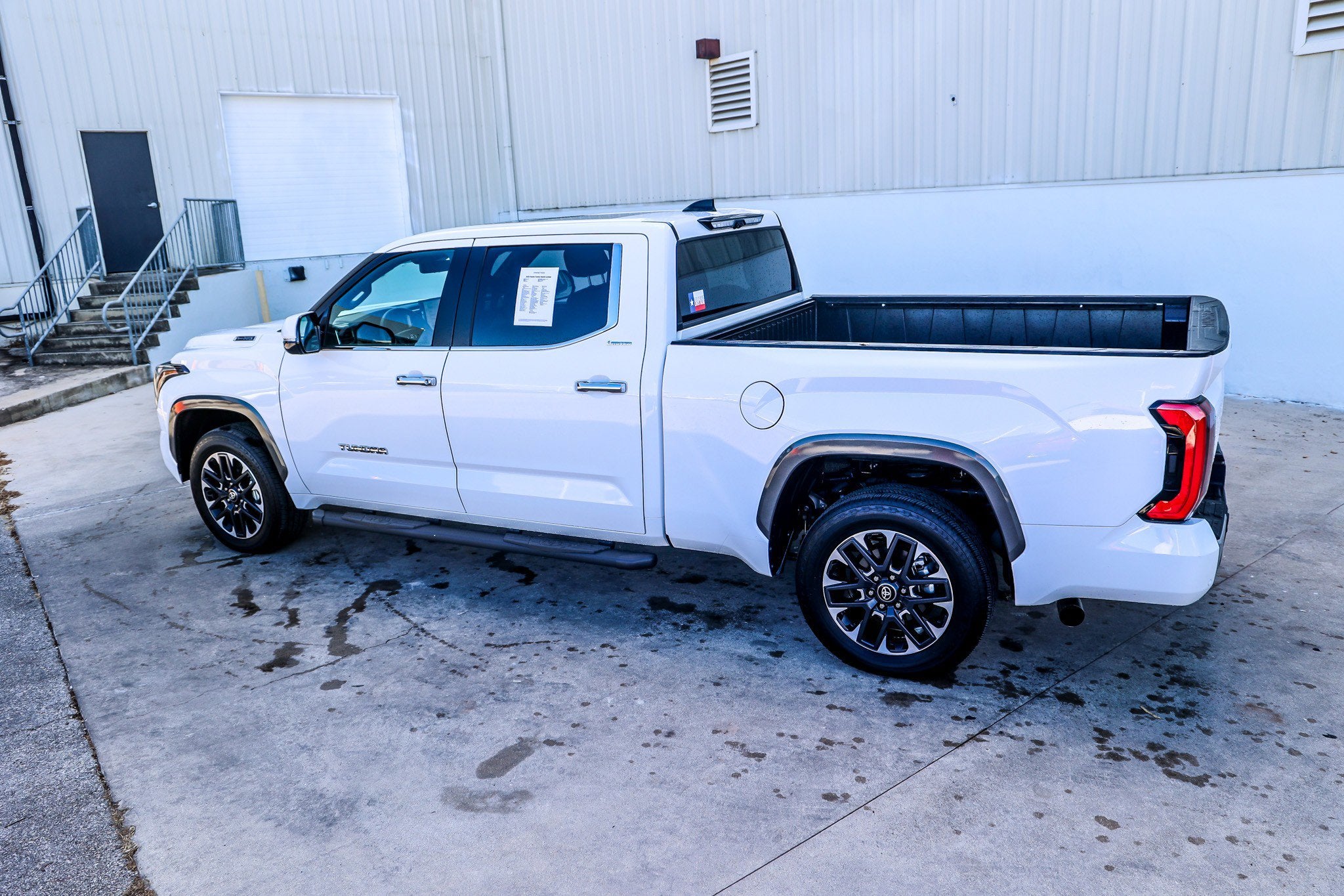 2025 Toyota TUNDRA HV 4X4 Limited Hybrid