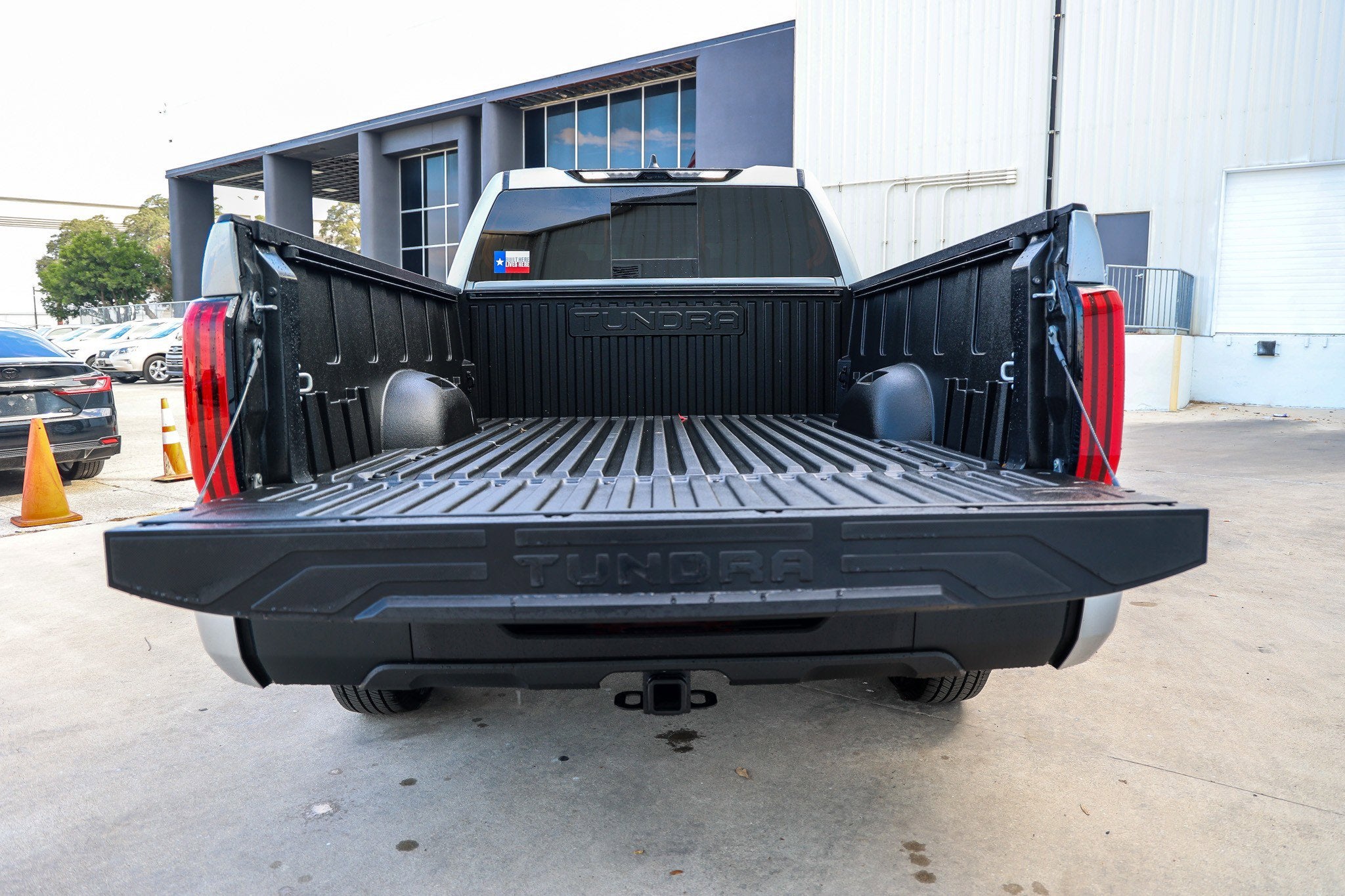 2026 Toyota TUNDRA 4X2 SR