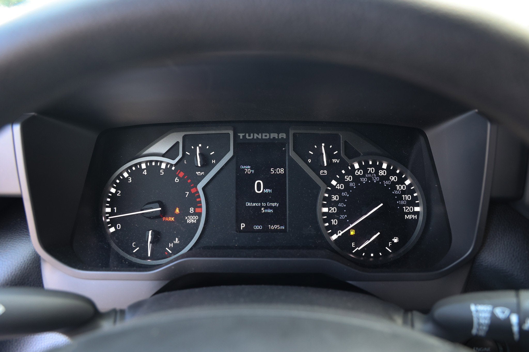 2026 Toyota TUNDRA 4X2 SR