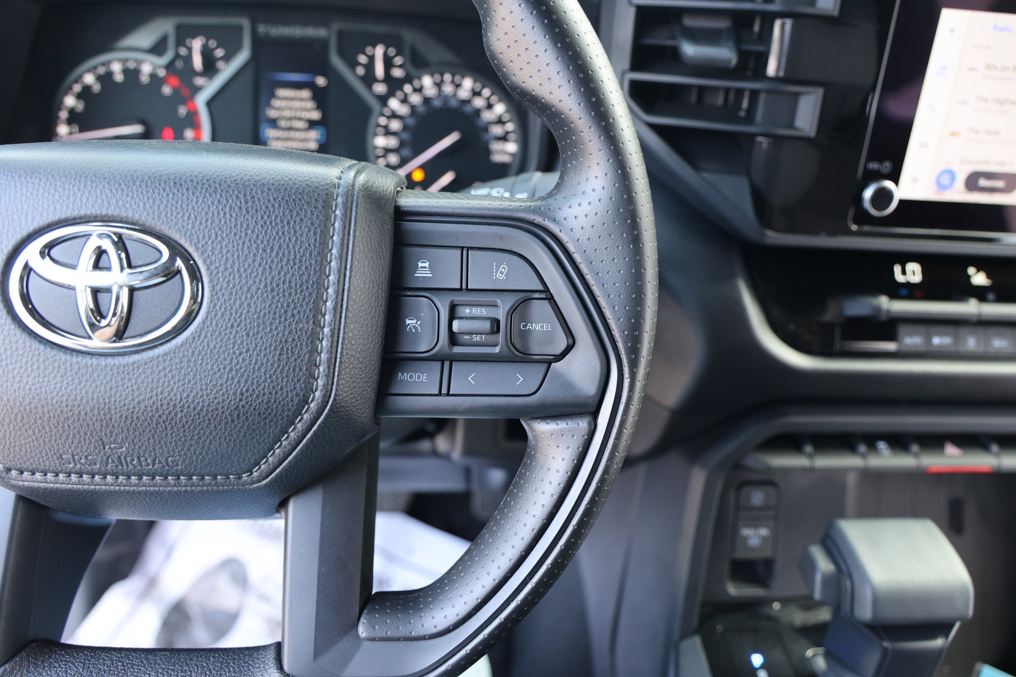 2026 Toyota TUNDRA 4X2 SR