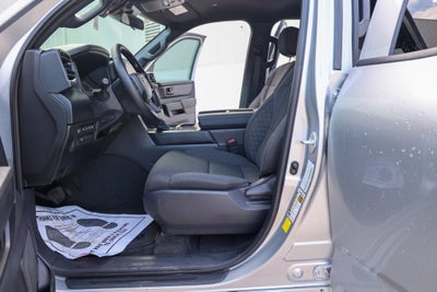 2026 Toyota TUNDRA 4X2 SR