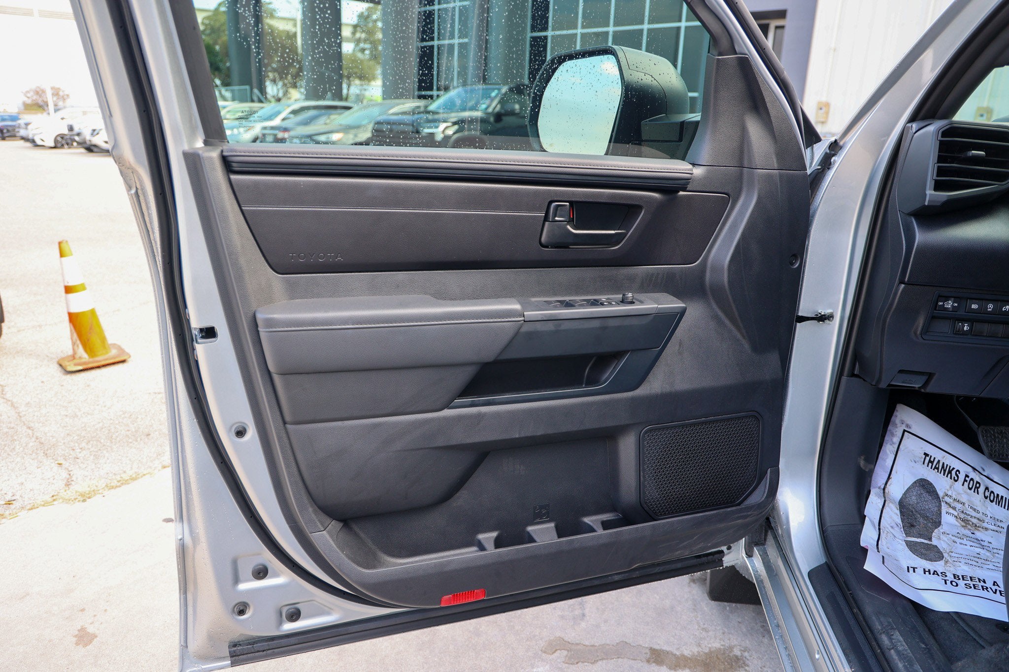 2026 Toyota TUNDRA 4X2 SR