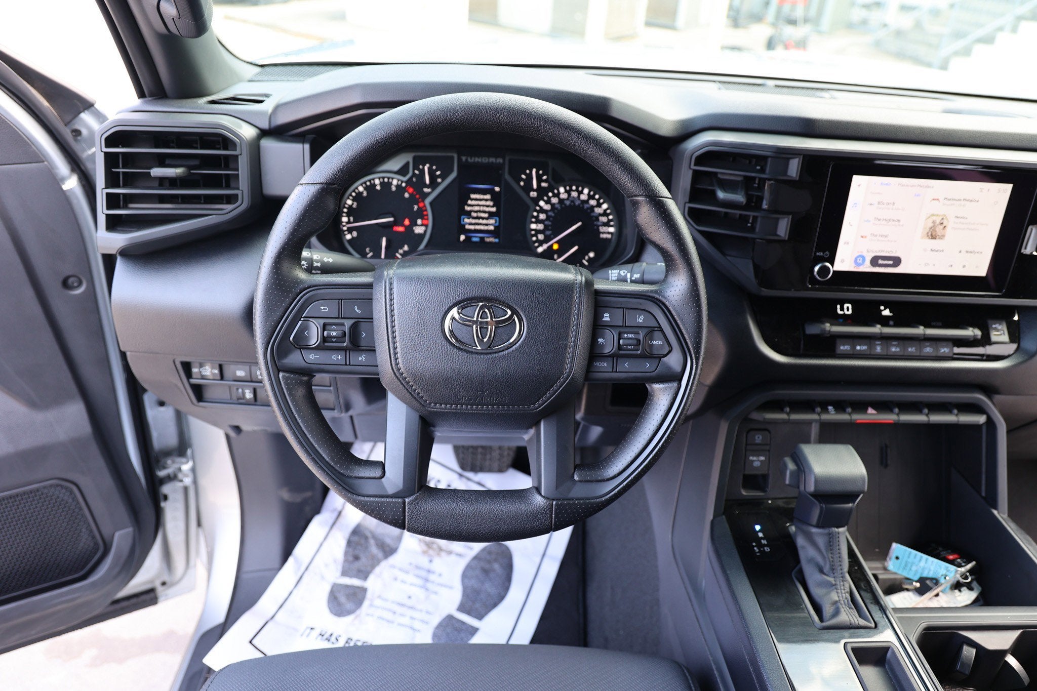 2026 Toyota TUNDRA 4X2 SR