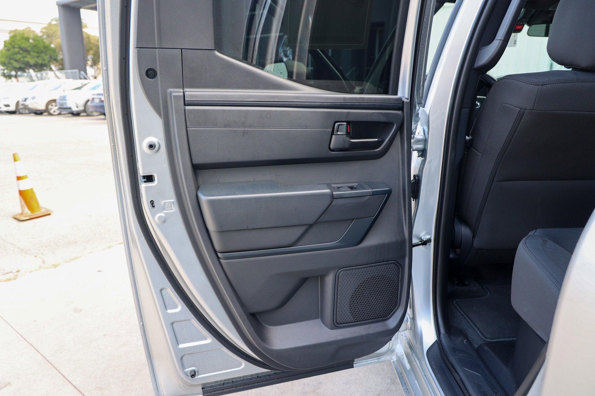 2026 Toyota TUNDRA 4X2 SR