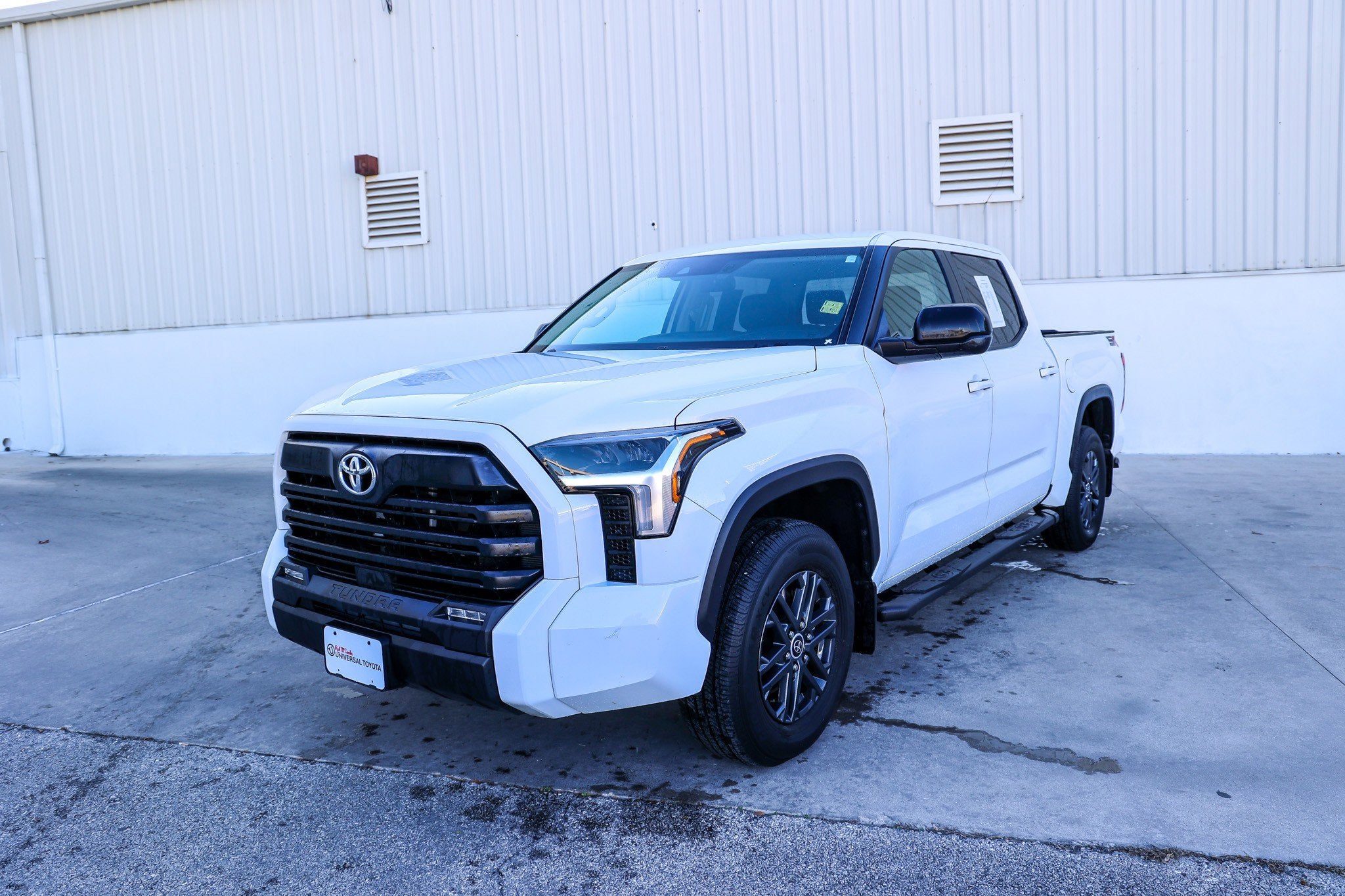 2024 Toyota TUNDRA 4X2 SR5