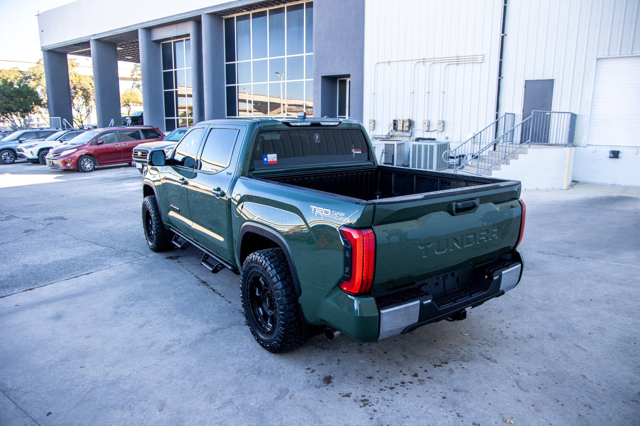 2022 Toyota TUNDRA 4X2 SR5