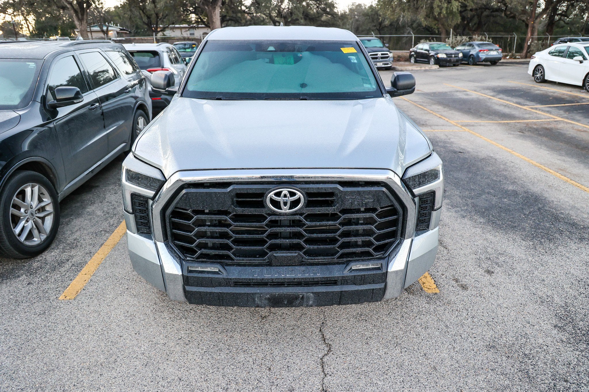 2022 Toyota TUNDRA 4X2 SR5