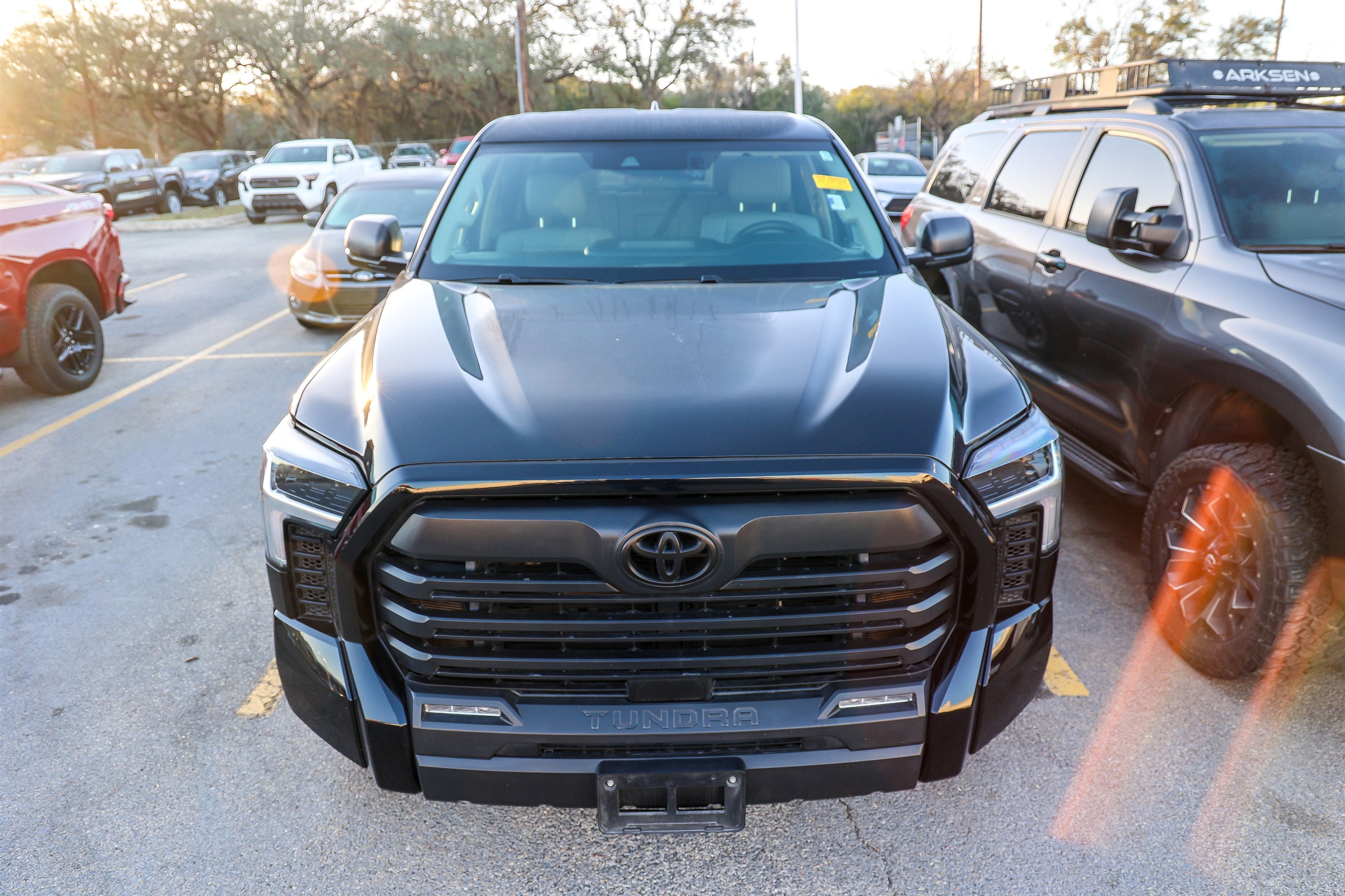 2024 Toyota TUNDRA 4X2 SR5